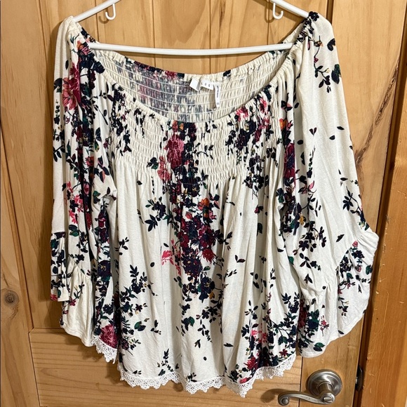 LUQ Floral Print Women's Top - Picture 1 of 5